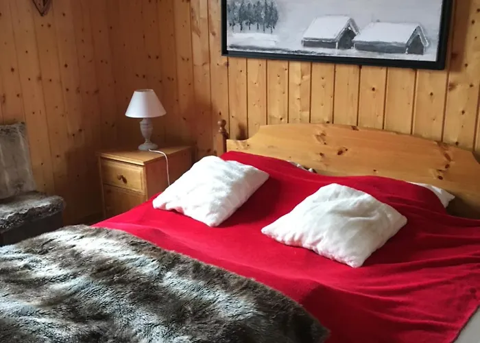 With Stunning Views, Ideally Located, Deer Nearby, Ideal For Families, Not Suitable For Groups Chalet