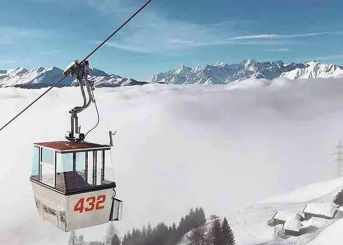 With Stunning Views, Ideally Located, Deer Nearby, Ideal For Families, Not Suitable For Groups *