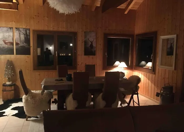 Σαλέ With Stunning Views, Ideally Located, Deer Nearby, Ideal For Families, Not Suitable For Groups *